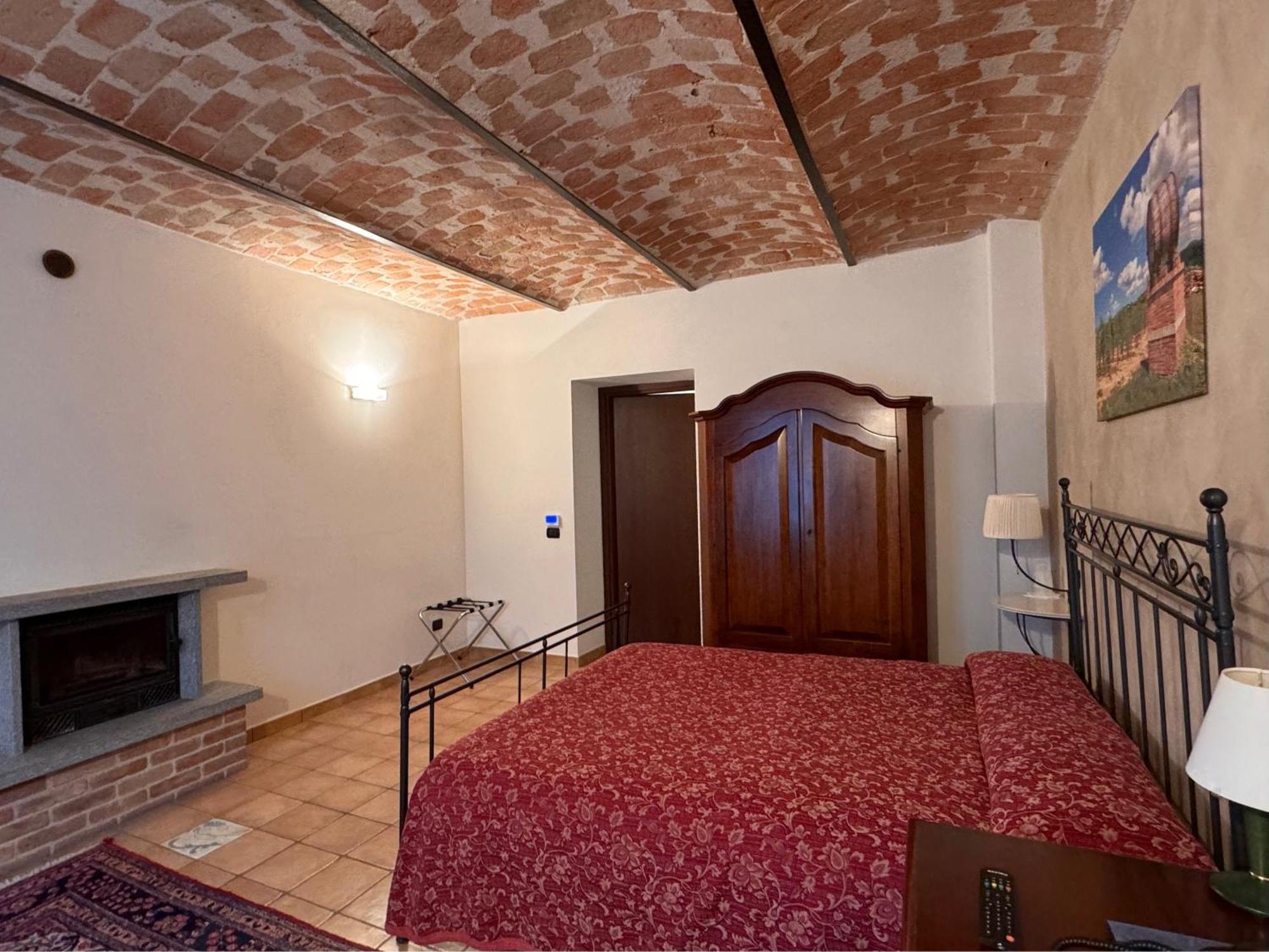 Agriturismo Podere La Piazza Costigliole d'Asti Bagian luar foto